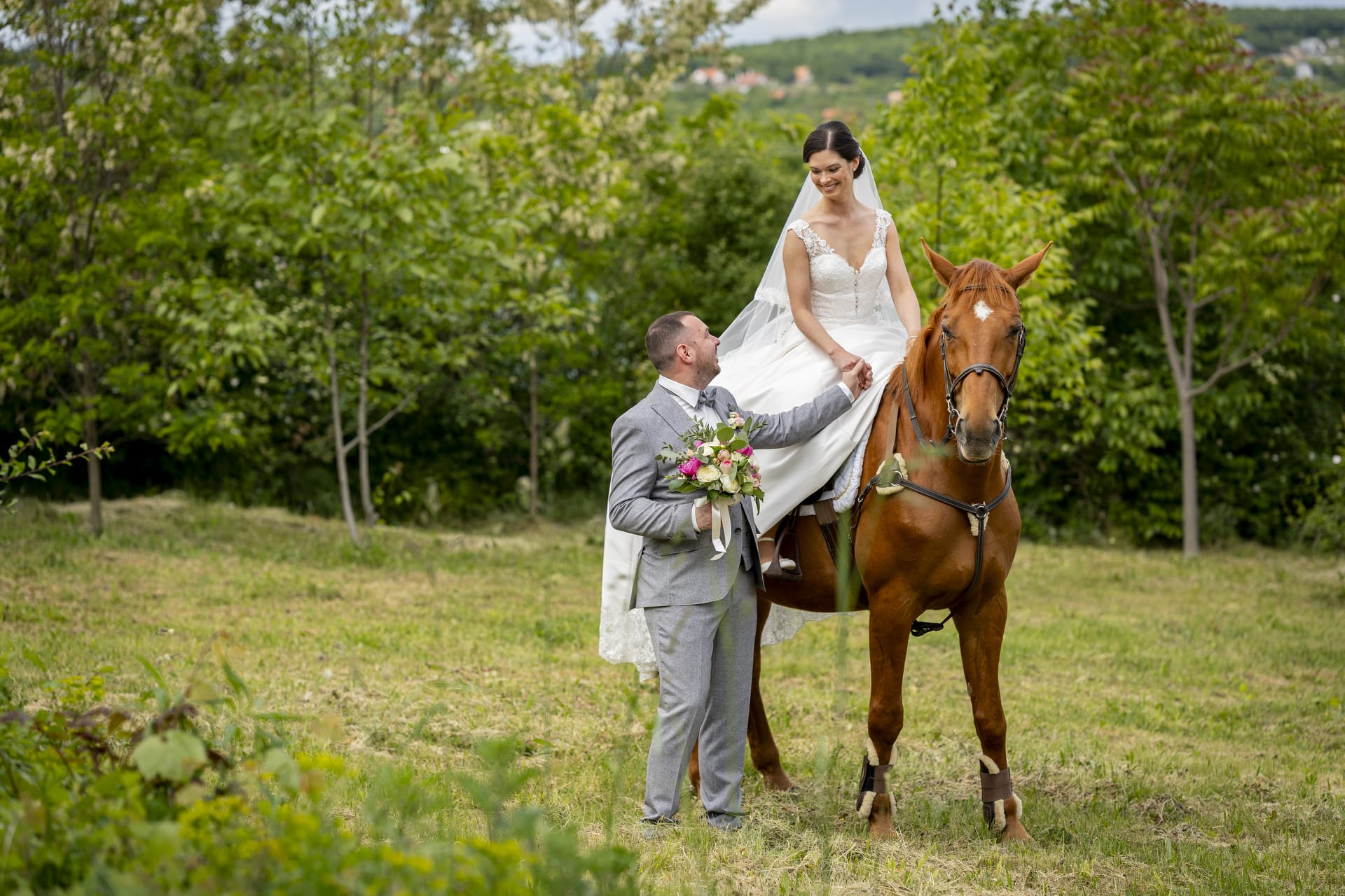 lo-lovaglas-menyasszony-kreativ-fotozas-balatonalmadi-balaton